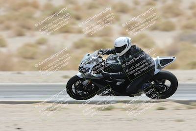 media/May-05-2025-Moto Forza (Mon) [[3c1838c5e5]]/2-B Group/Session 3 (Panning Test Turn 14 Inside)/
